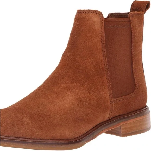 Clarks Clarkdale Arlo ankle Chelsea boot suede leather almond toe pull on work 8 - Picture 11 of 11